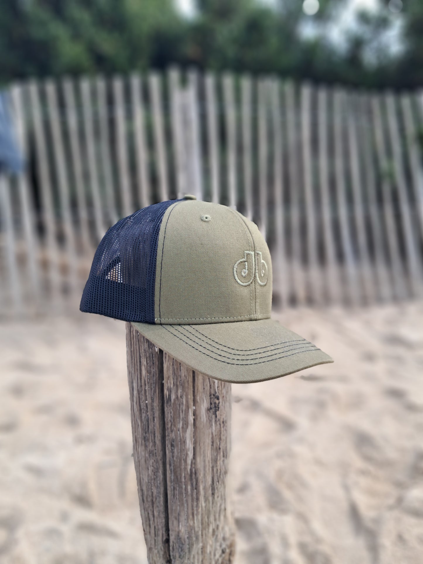 CAP Trucker Olive/Black