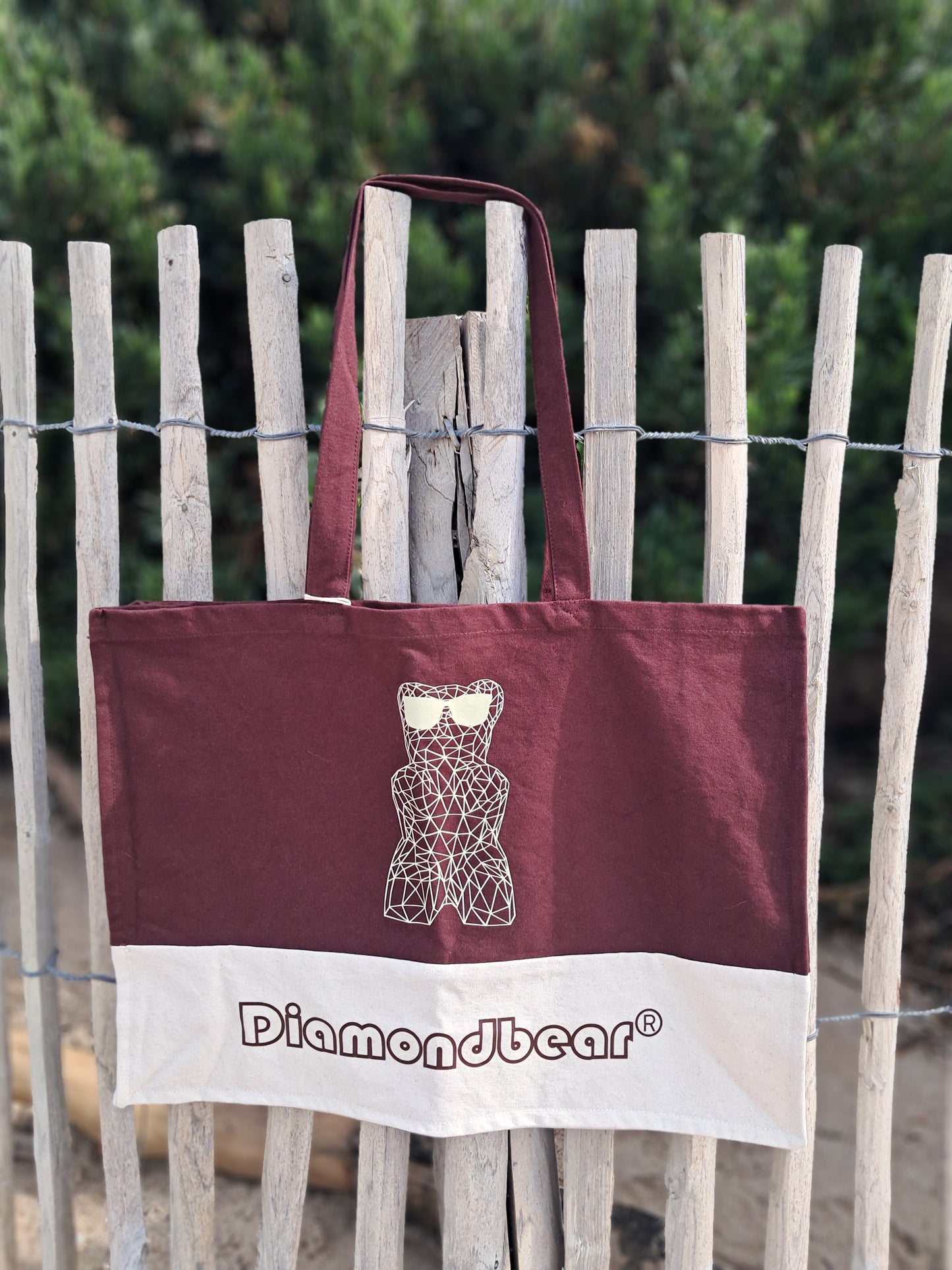 Two-tone tote